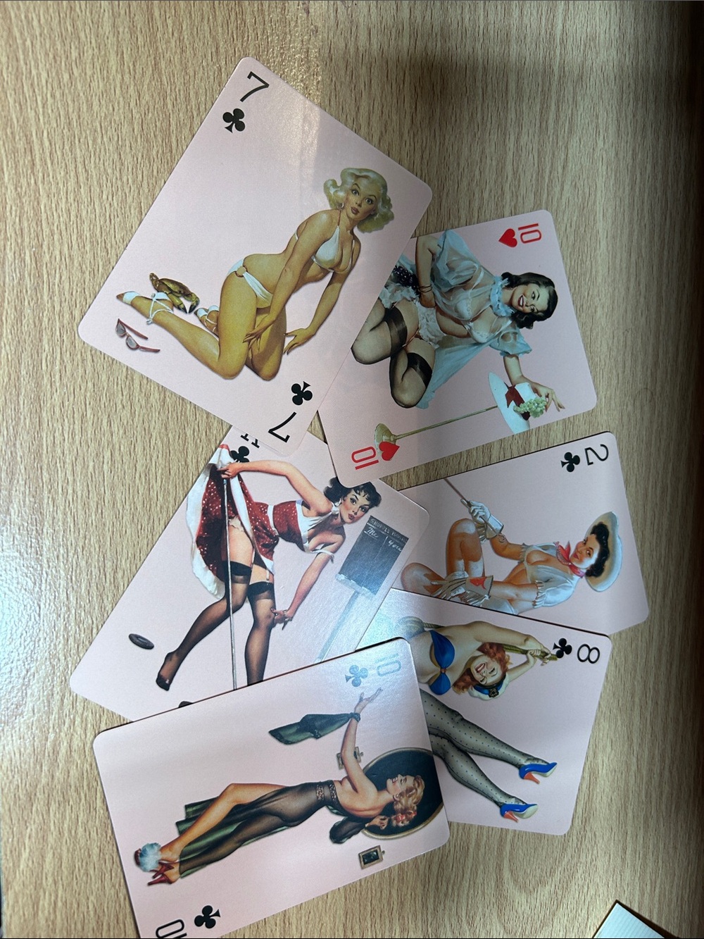 6 Vintage Reproductions Pin-Up Playing Cards - Pink Back / Face Design